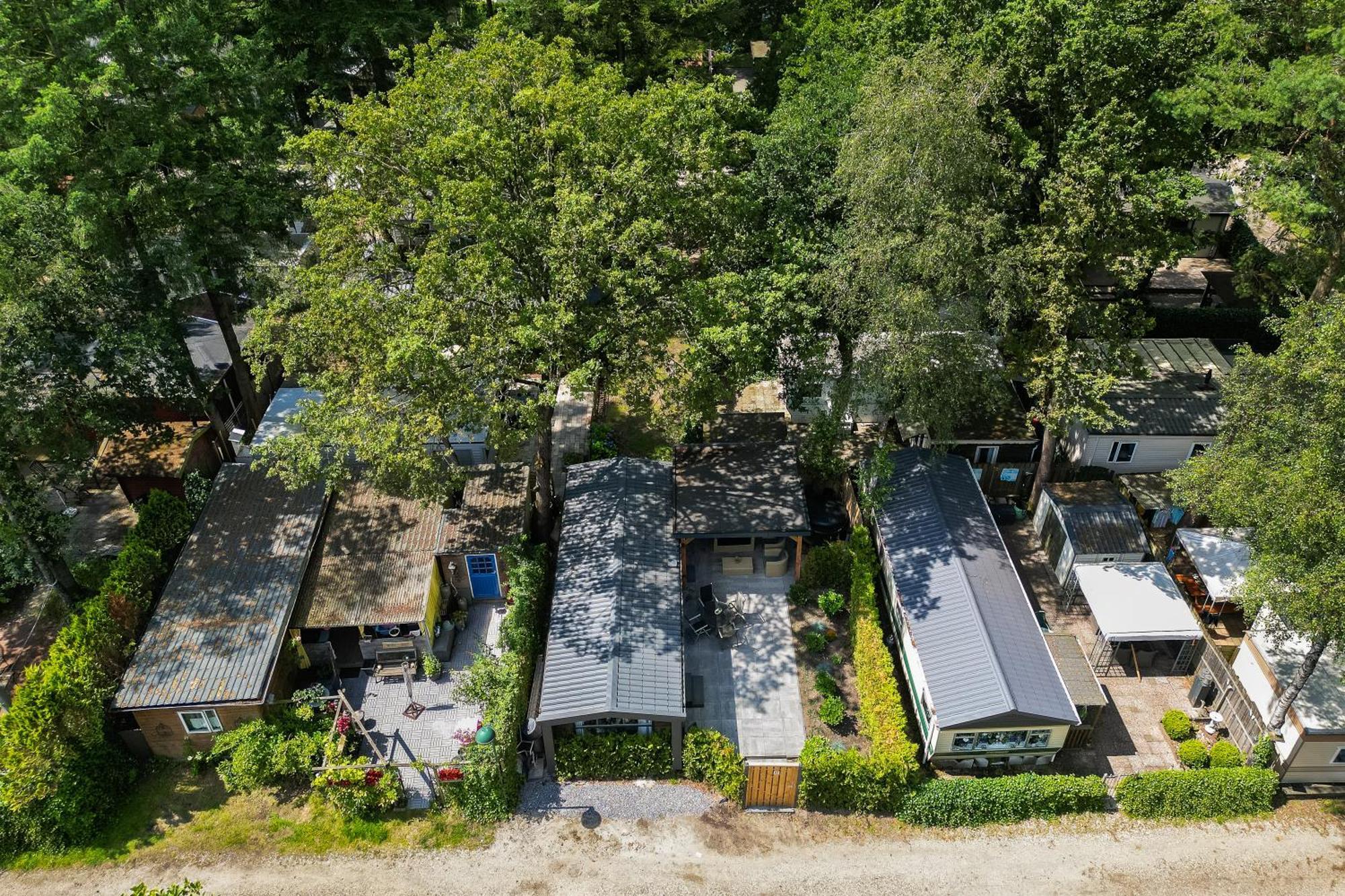 Veluwe Luxury With Private Sauna And Hot Tub - Swimming Pool Tennis Court Supermarket Bowling Alley Theatre And Entertainment For Children Apartamento