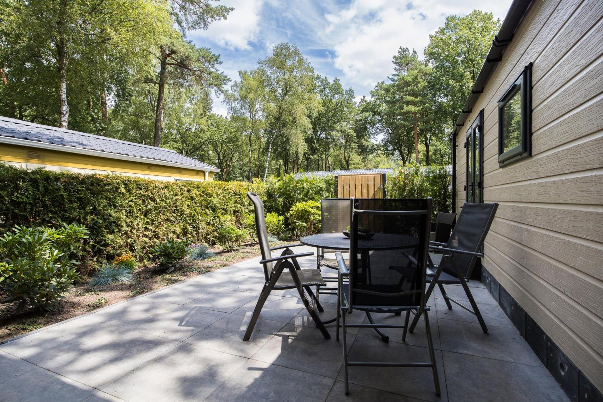 Apartamento Veluwe Luxury With Private Sauna And Hot Tub - Swimming Pool Tennis Court Supermarket Bowling Alley Theatre And Entertainment For Children Hoenderloo