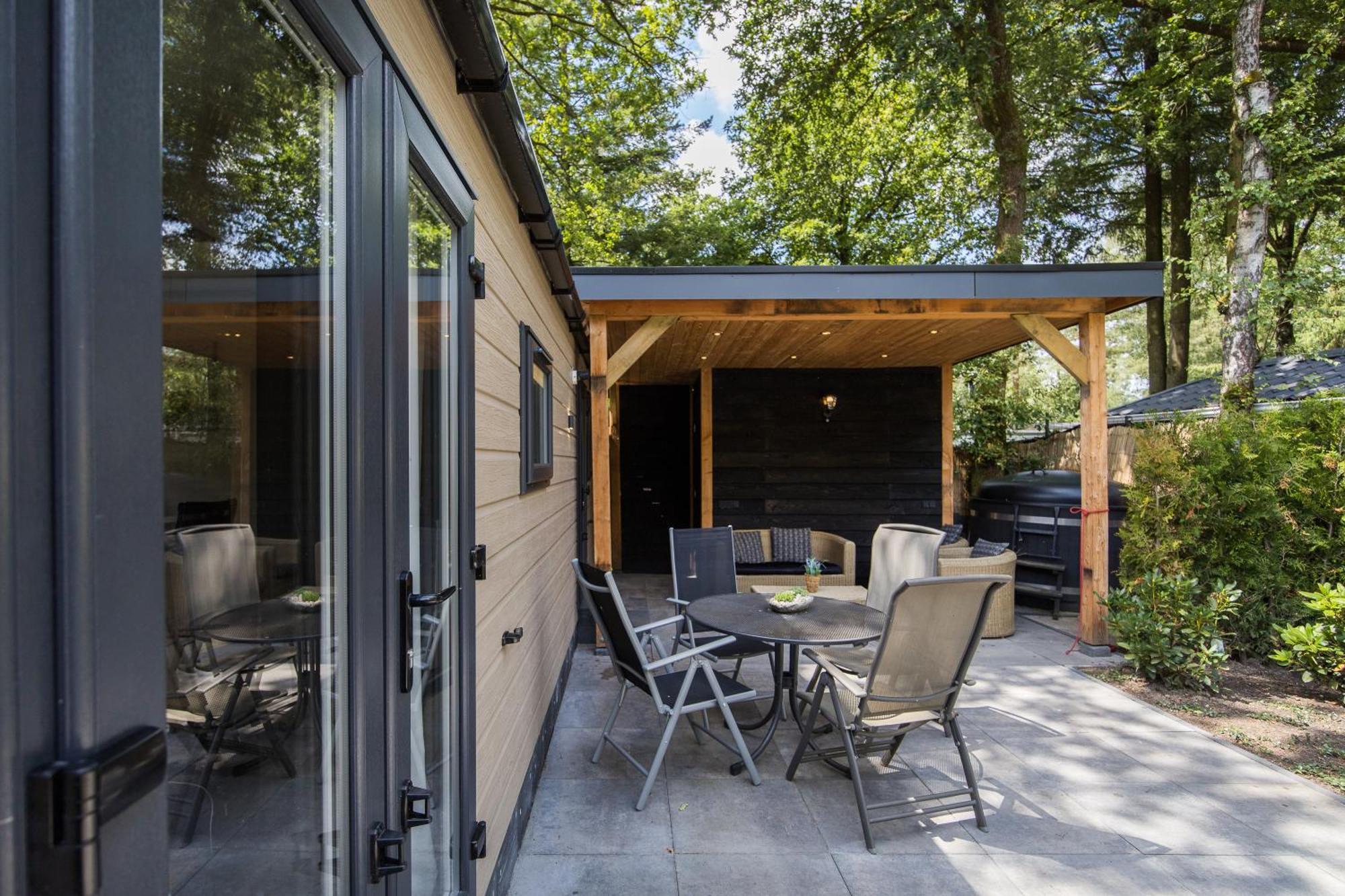 Veluwe Luxury With Private Sauna And Hot Tub - Swimming Pool Tennis Court Supermarket Bowling Alley Theatre And Entertainment For Children * Hoenderloo