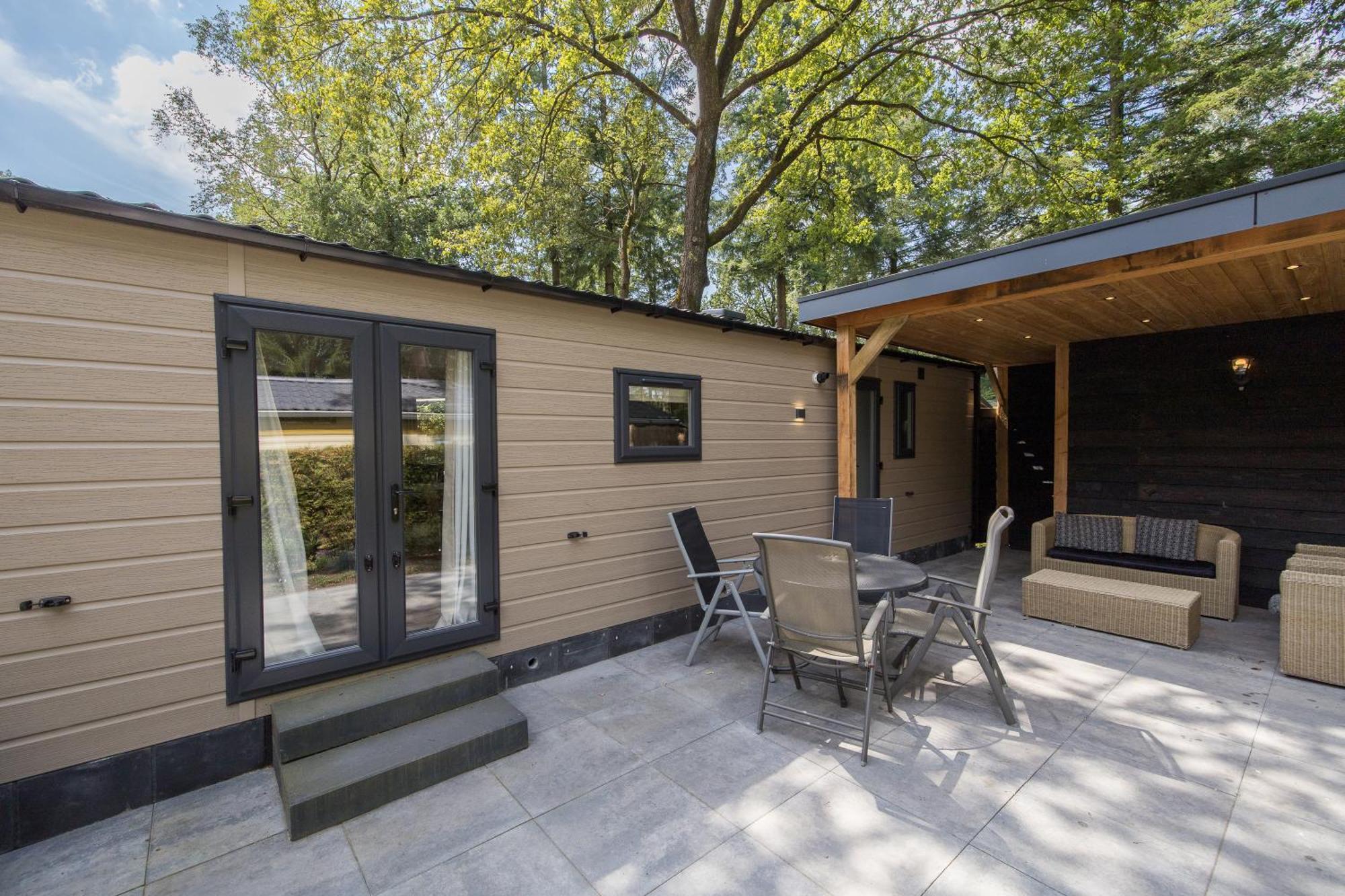 Veluwe Luxury With Private Sauna And Hot Tub - Swimming Pool Tennis Court Supermarket Bowling Alley Theatre And Entertainment For Children Apartamento Hoenderloo